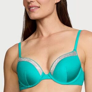 NWT Victoria's Secret Swim
Very Sexy Shine Trim Push-Up Bikini Top